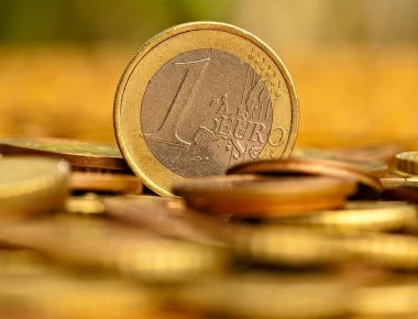 ΙΟΒΕ: Απαισιοδοξία για την αποταμίευση του 86% των Ελλήνων